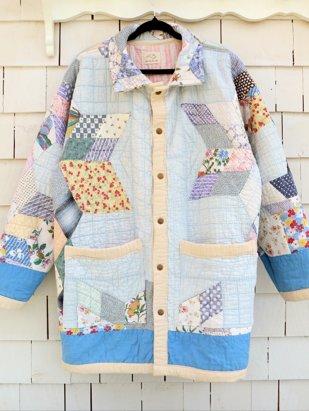 Upcycled Patchwork Quilt Coat Vintage Blanket Light Blue L • XL - Picture 3 of 12